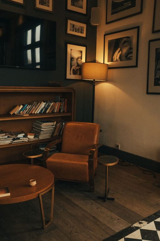How to Create a Cozy Reading Corner at Home